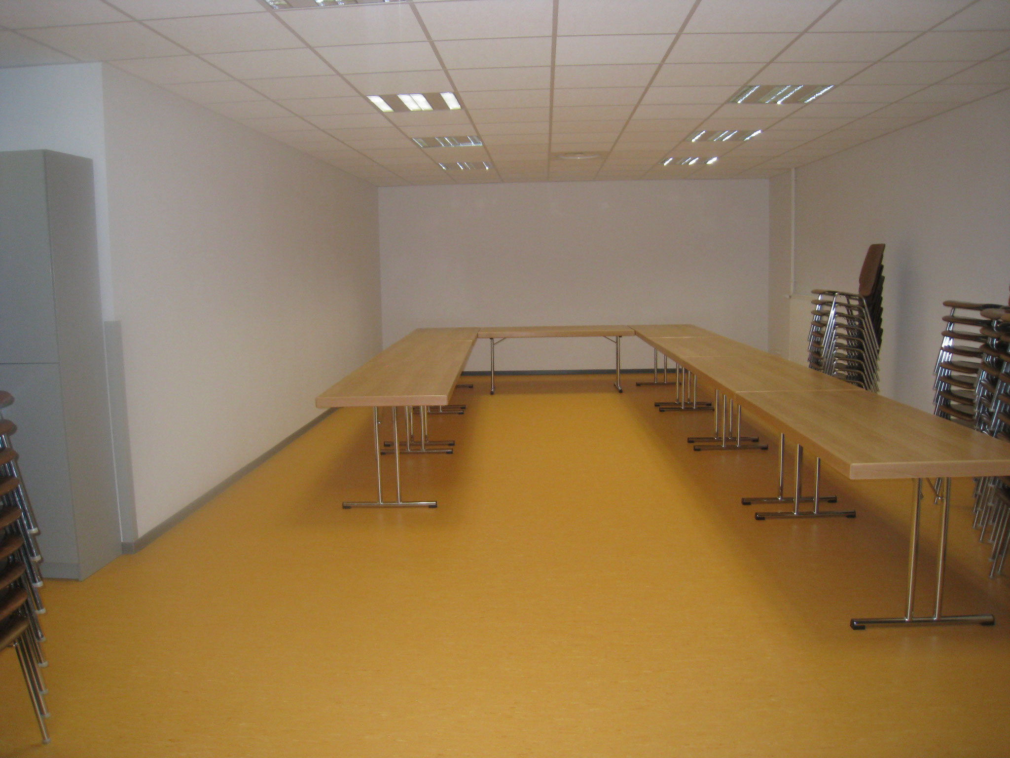 Le Complexe de Salles Communales - salle de réunion 2  (repère 2)